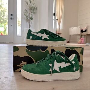Bape shoes in a size 5 with a green and white color way they are bought in Miami